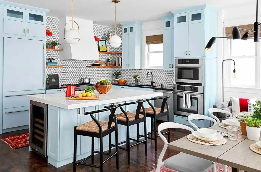 How a Custom Kitchen Makeover Improves Home Appearance